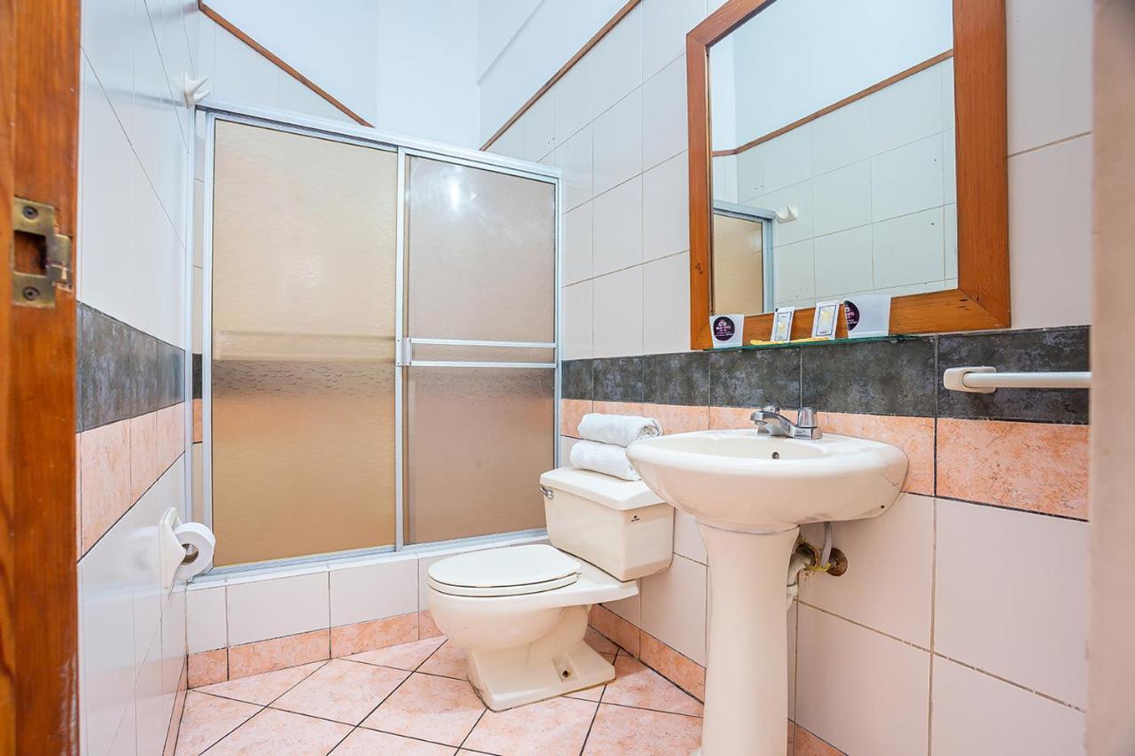 Ayenda Goldi Hotel Lima Luaran gambar